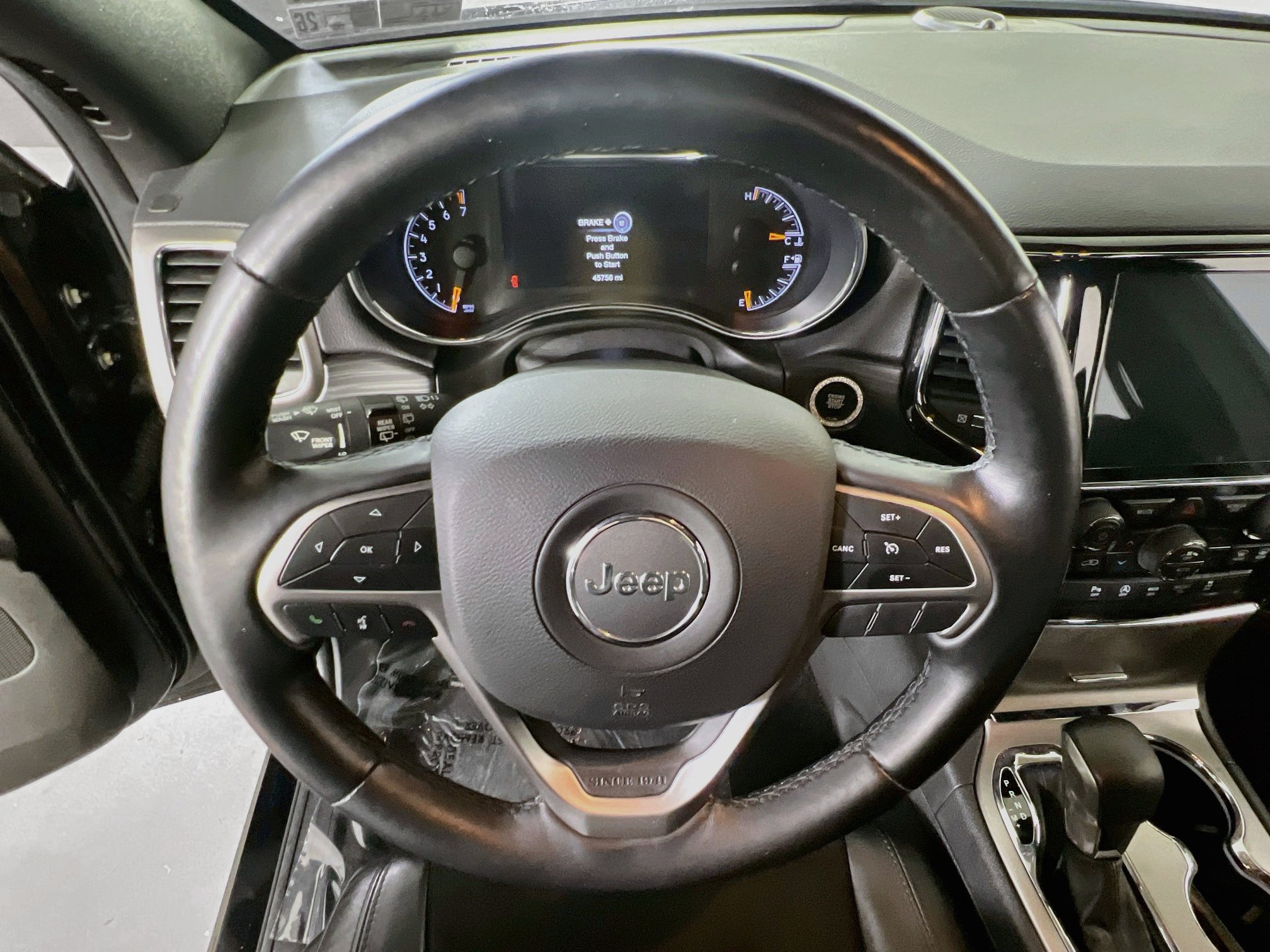 Used 2021 Jeep Grand Cherokee Laredo X AWD/4WD image 11