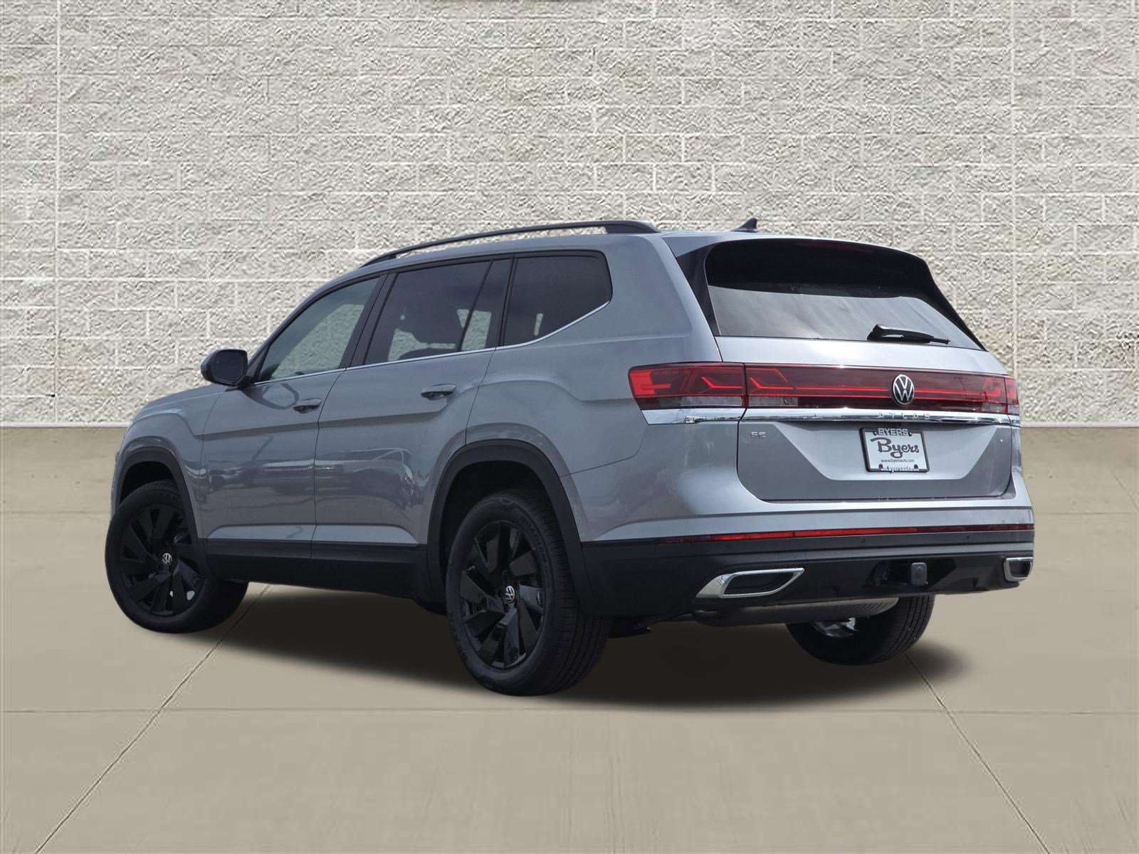 New 2026 Volkswagen Atlas SE FWD image 5