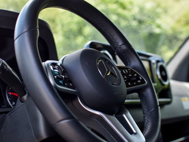 Used 2023 Mercedes-Benz Sprinter 3500 image 18