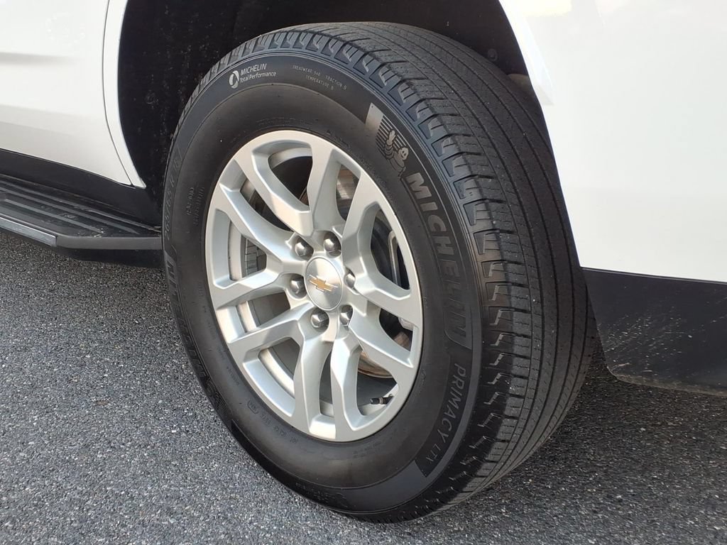 Certified 2024 Chevrolet Tahoe LT RWD image 9