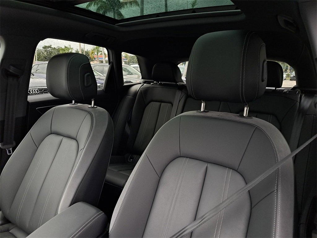 Certified 2024 Audi Q4 e-tron Premium Plus w/ Premium Plus image 17