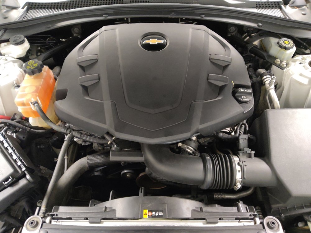 Used 2020 Chevrolet Camaro LT RWD image 30