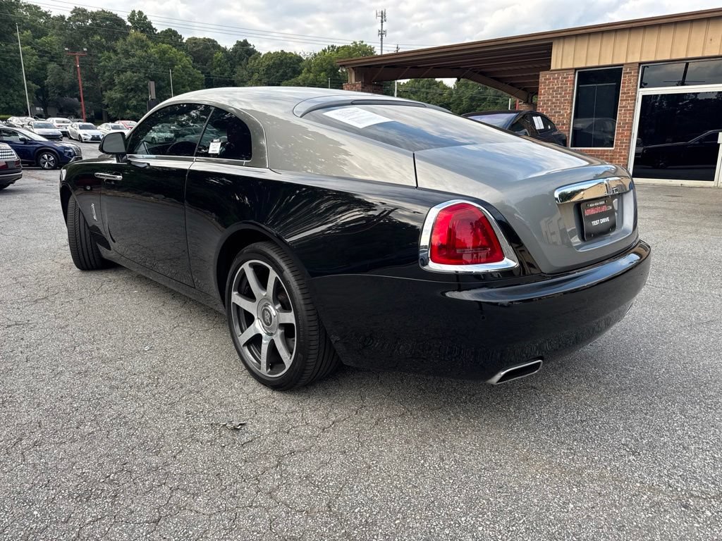 Used 2017 Rolls-Royce Wraith RWD image 2