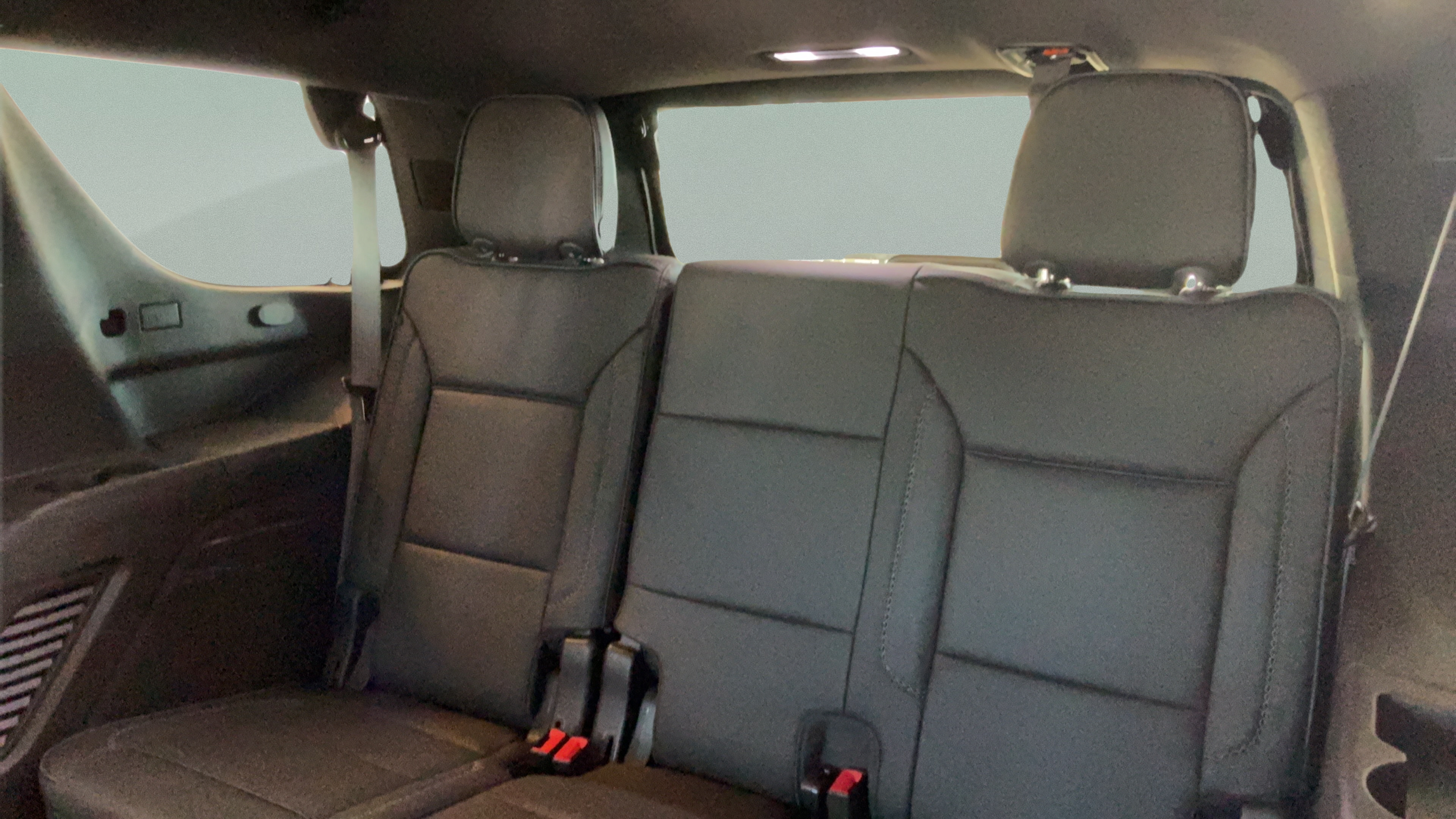 Used 2024 GMC Yukon Denali w/ Advanced Technology Package AWD/4WD image 40