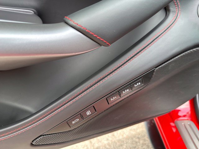 Used 2021 Ferrari F8 Tributo RWD image 12