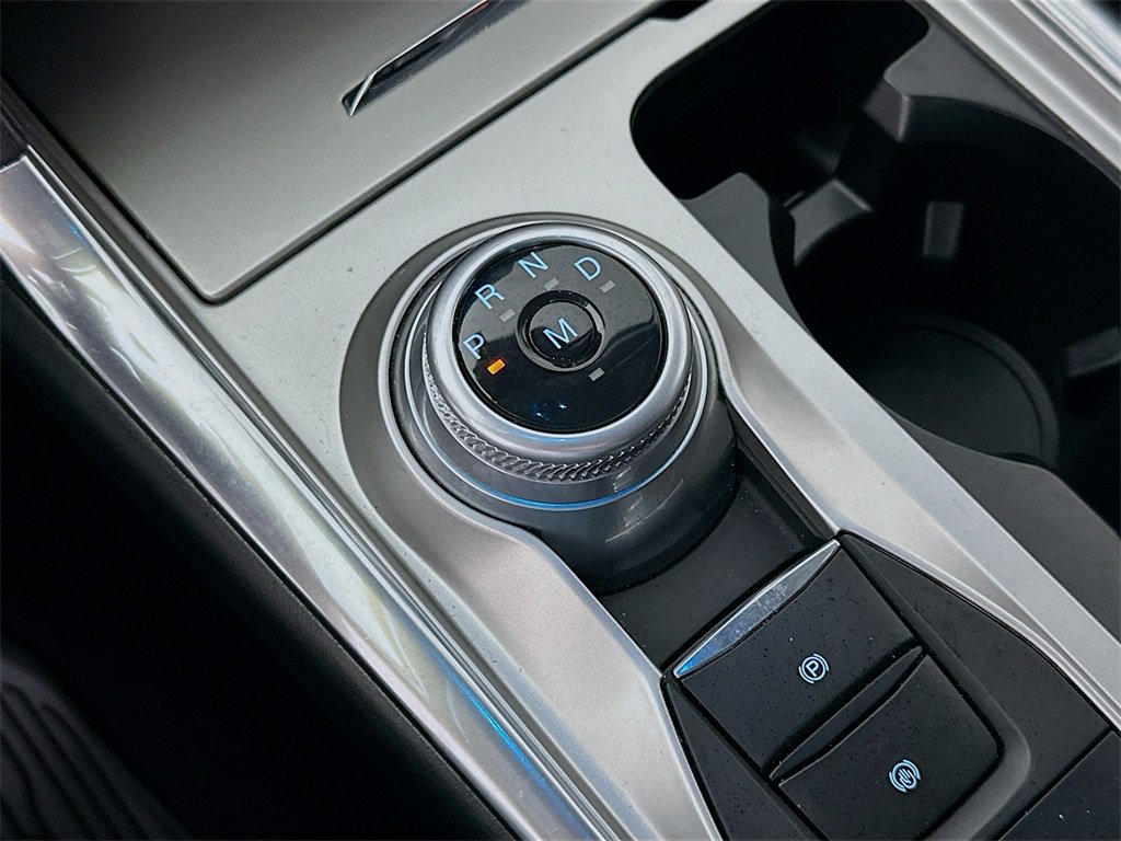 Used 2020 Ford Explorer XLT w/ Equipment Group 202A image 33