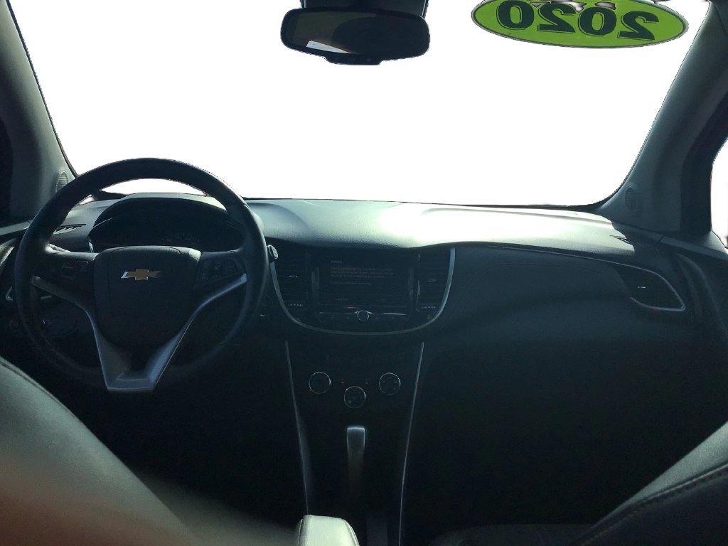 Used 2020 Chevrolet Trax LT w/ Redline Edition AWD/4WD image 23