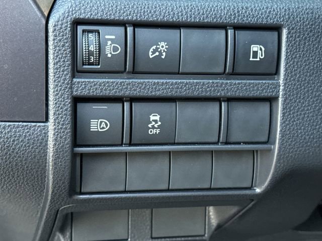 Used 2025 Toyota 4Runner SR5 AWD/4WD image 22