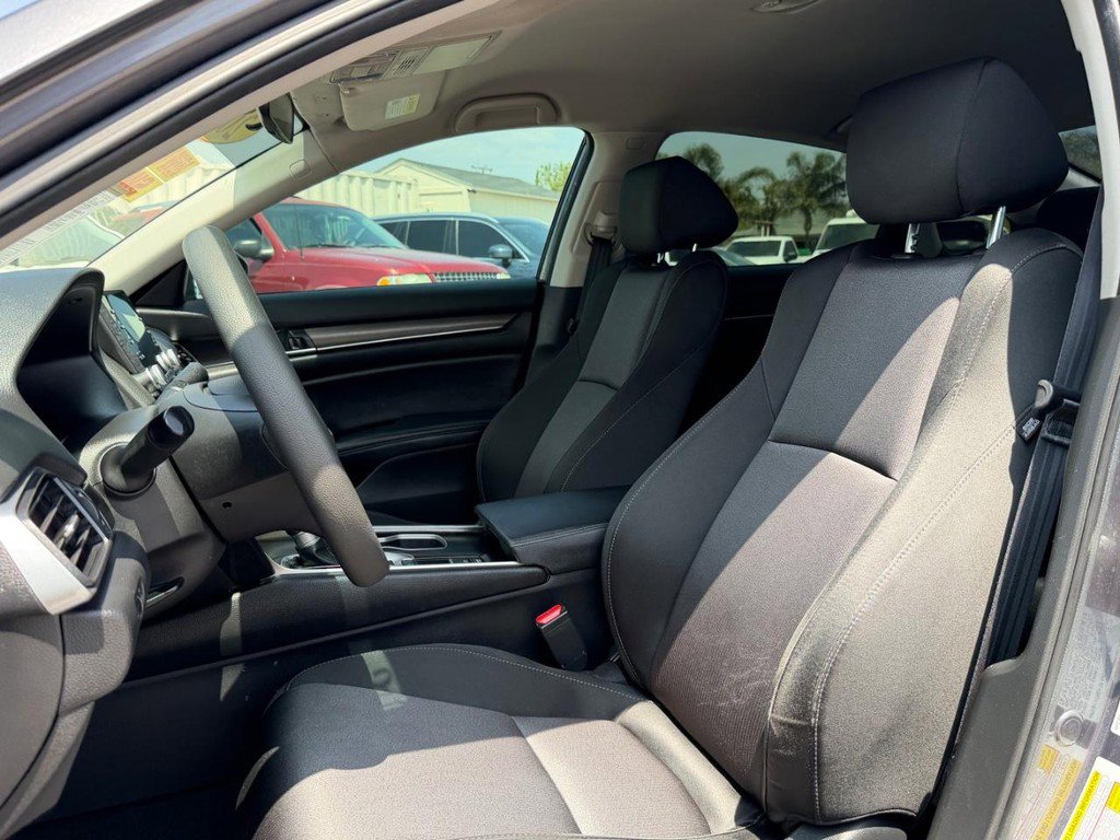 Used 2019 Honda Accord LX image 18