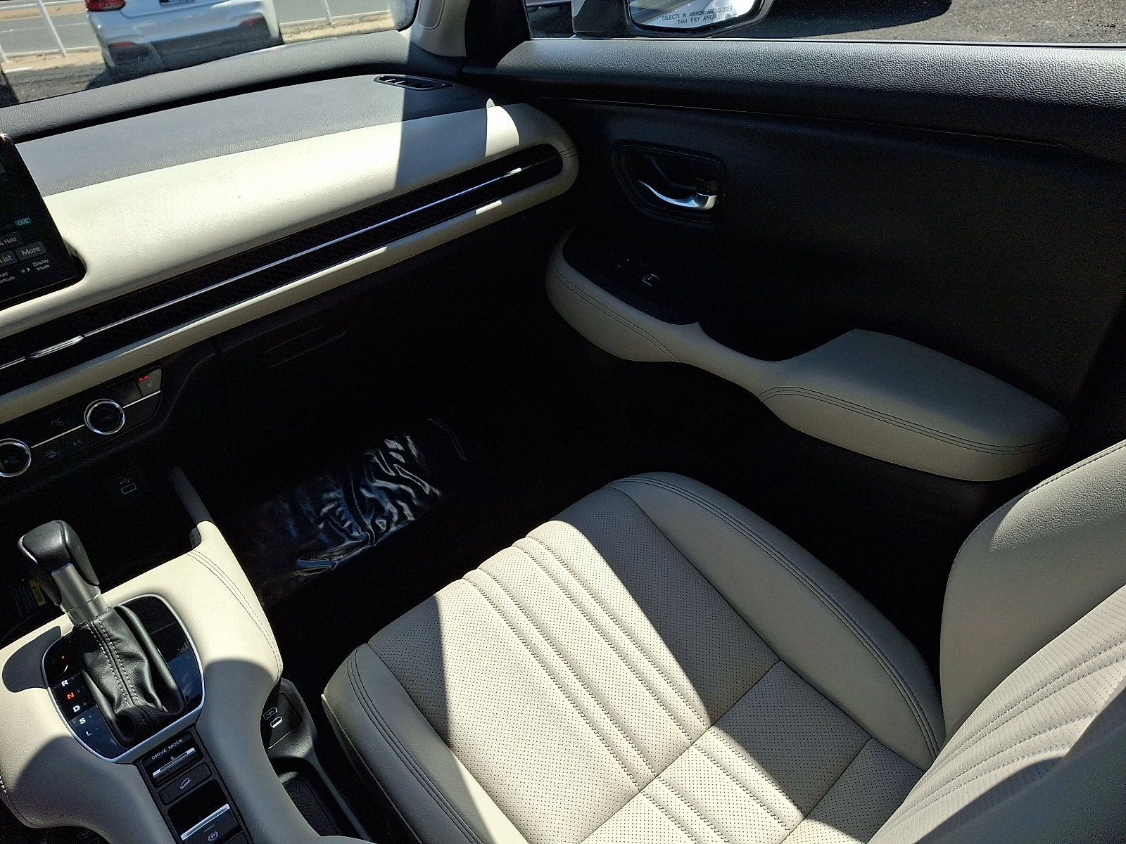 Used 2024 Honda HR-V EX-L image 12