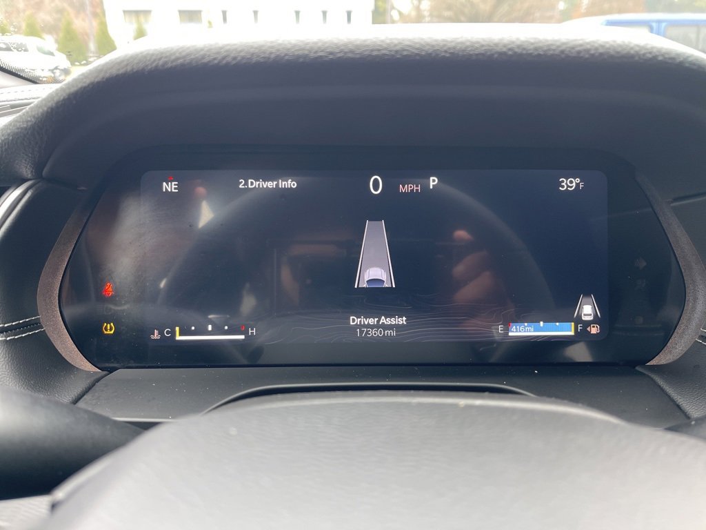 Used 2025 Jeep Grand Cherokee Laredo X w/ Luxury Tech Group I image 9