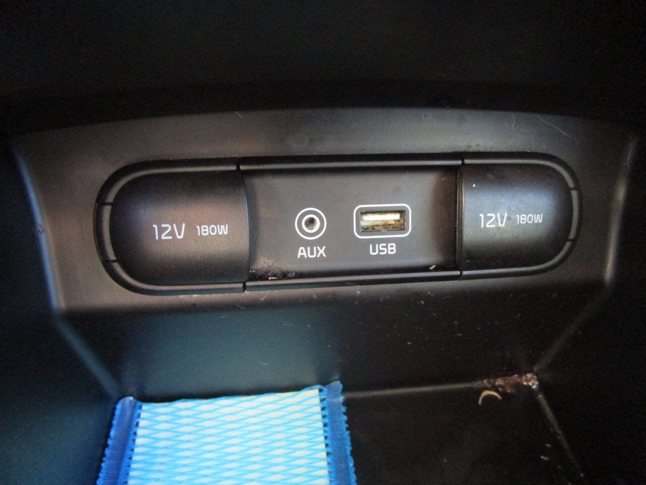 Used 2019 Kia Sorento L FWD image 12
