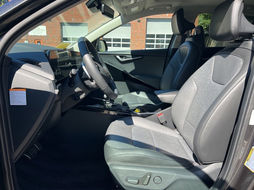Certified 2023 Kia Niro SX Touring image 12