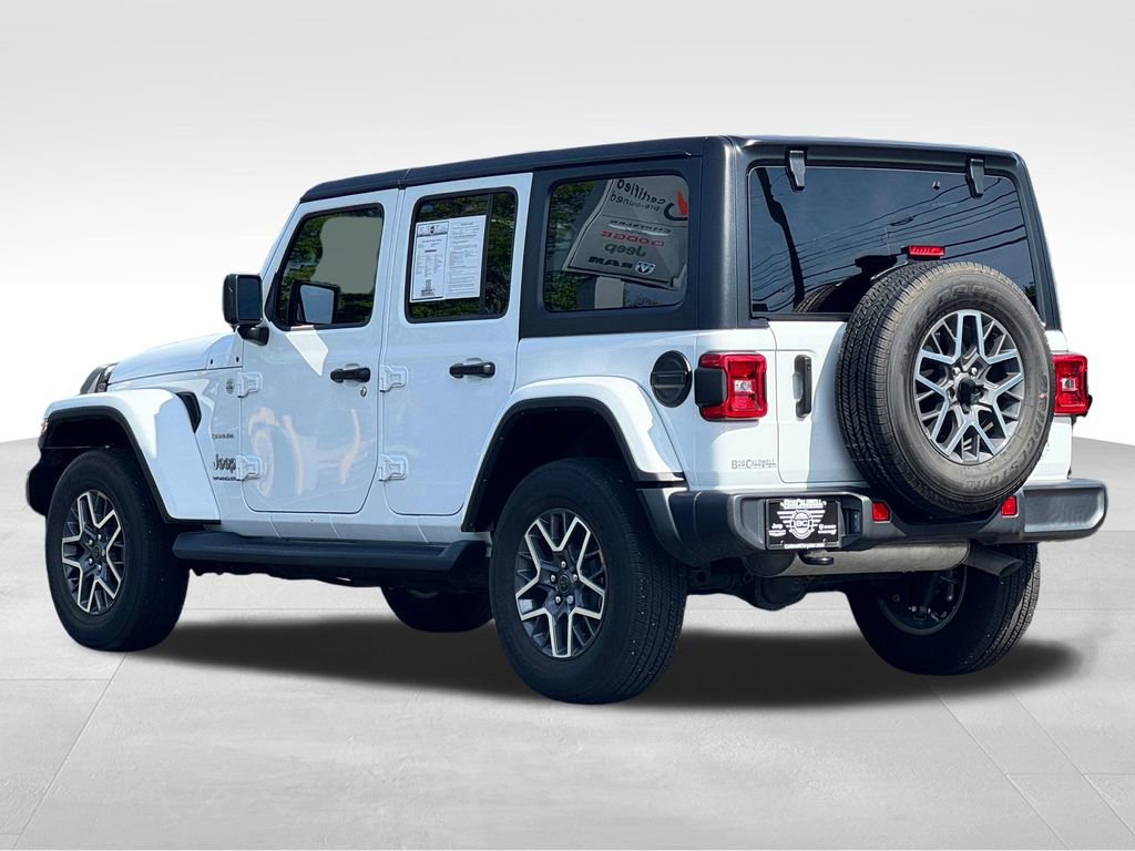 Used 2024 Jeep Wrangler Unlimited Sahara w/ Technology Group AWD/4WD image 5
