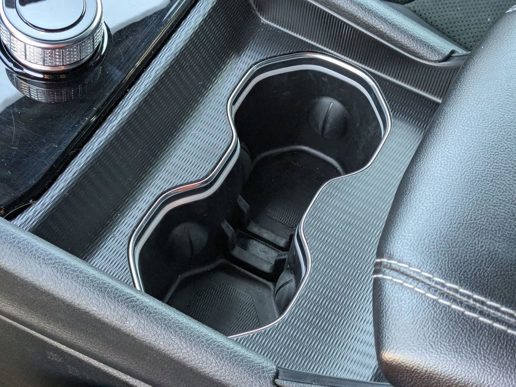 Used 2025 Jeep Grand Cherokee Altitude image 24