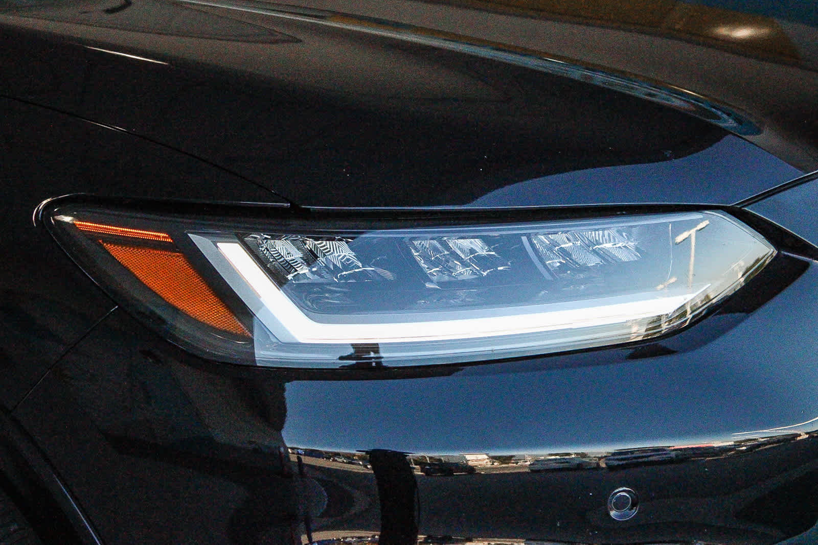 Certified 2023 Honda HR-V EX-L image 4