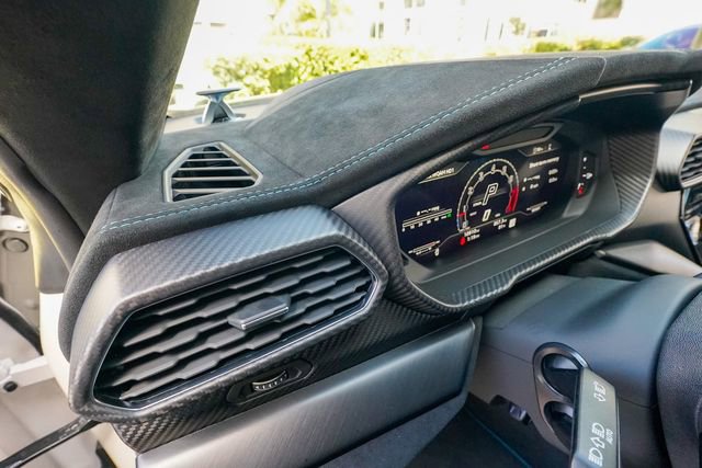 Used 2023 Lamborghini Urus Performante image 66