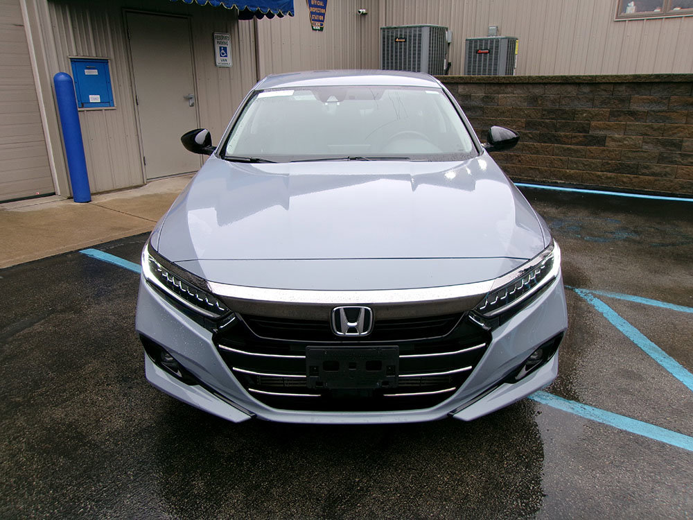 Used 2021 Honda Accord Sport Special Edition image 2