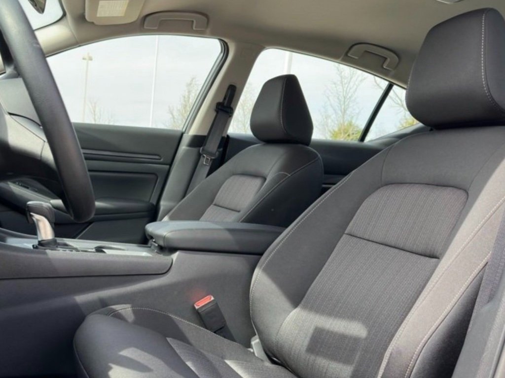 Certified 2025 Nissan Altima 2.5 S image 17
