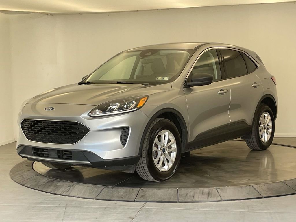Used 2022 Ford Escape SE w/ Convenience Package AWD/4WD image 1