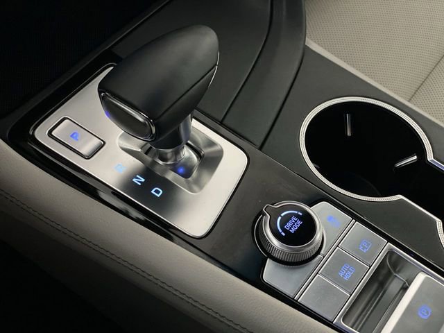 Used 2023 Genesis G70 2.0T image 21