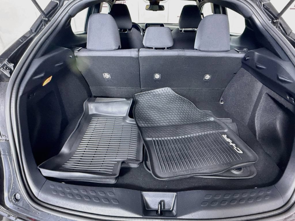 Certified 2018 Toyota C-HR XLE FWD image 27