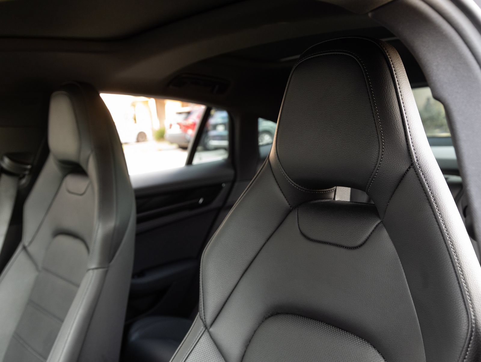 Certified 2025 Porsche Panamera image 24