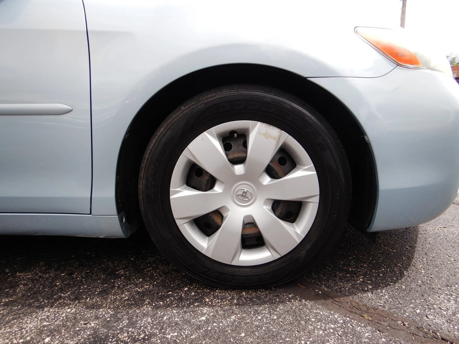 Used 2007 Toyota Camry LE FWD image 28