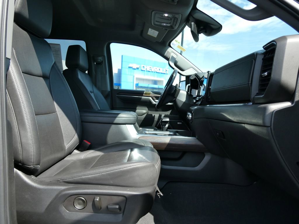 Used 2022 GMC Sierra 1500 SLT w/ SLT Premium Package image 15