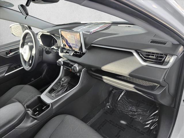 Used 2024 Toyota RAV4 XLE image 20