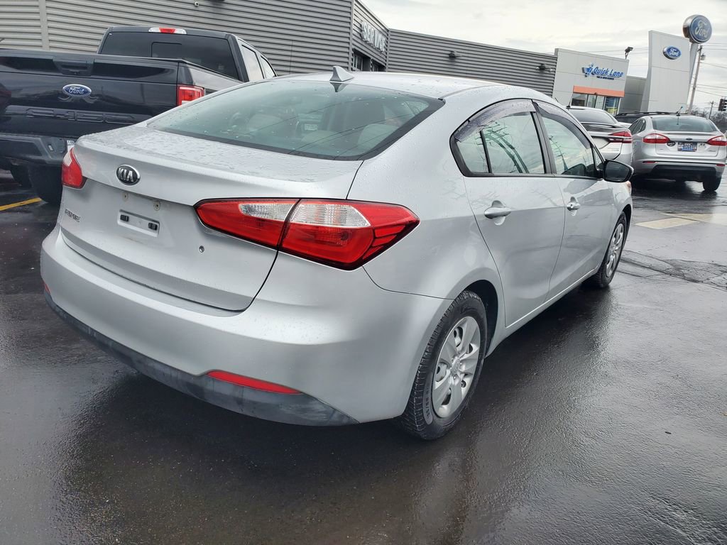 Used 2015 Kia Forte LX image 4