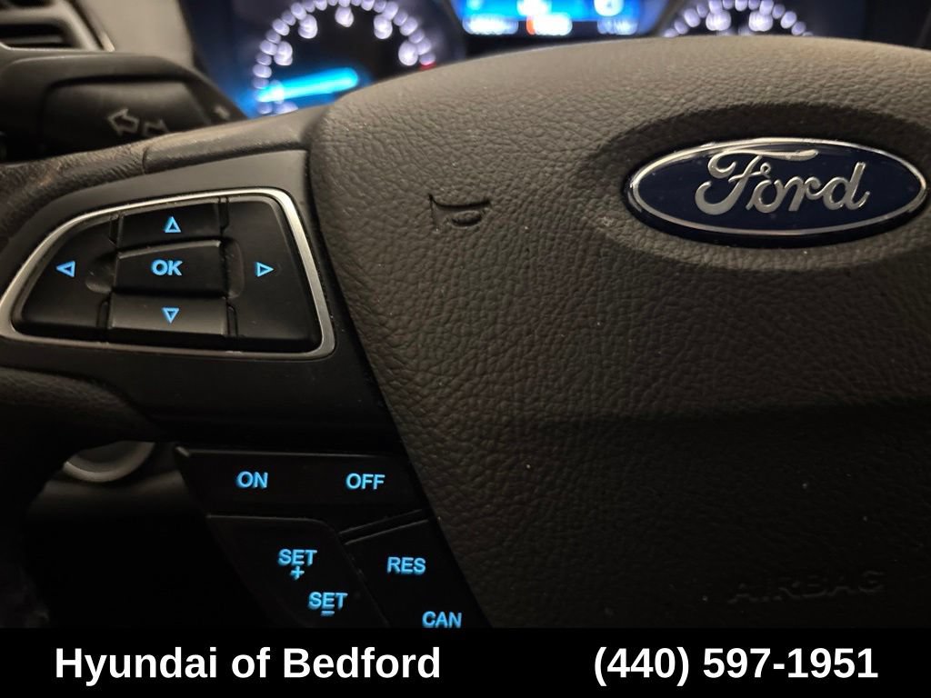 Used 2018 Ford Escape Titanium AWD/4WD image 16