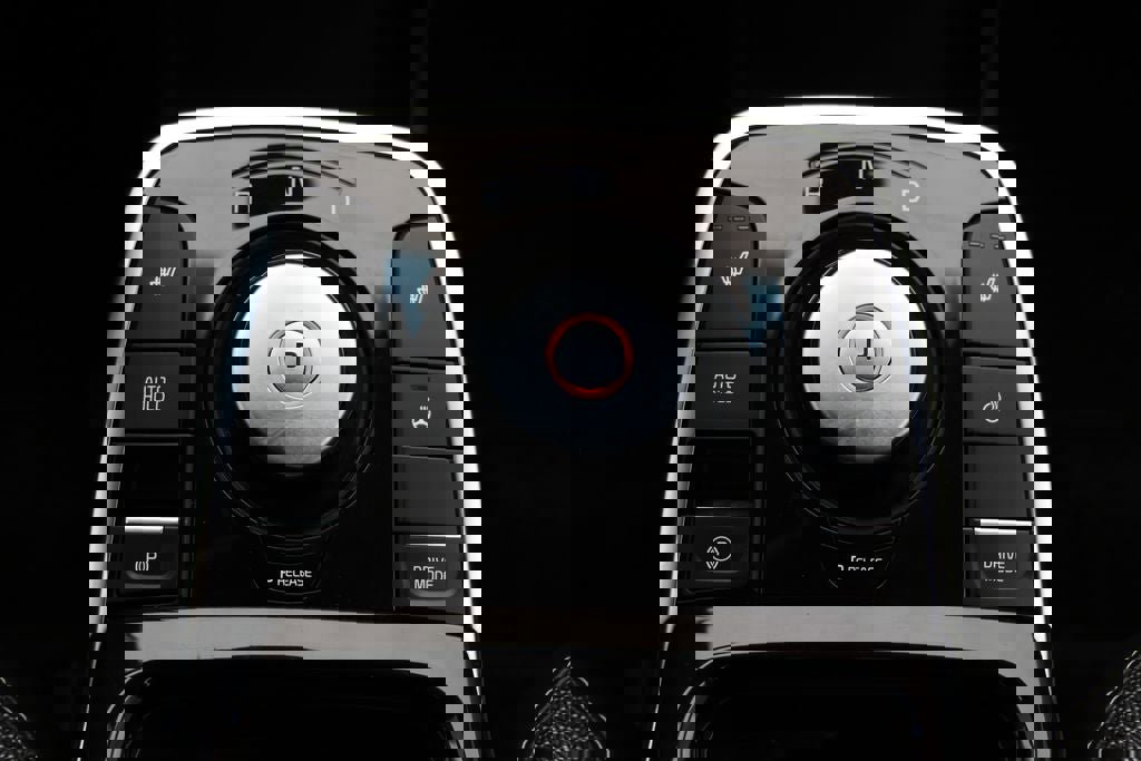 Used 2021 Kia Niro EX w/ Cold Weather Package image 25