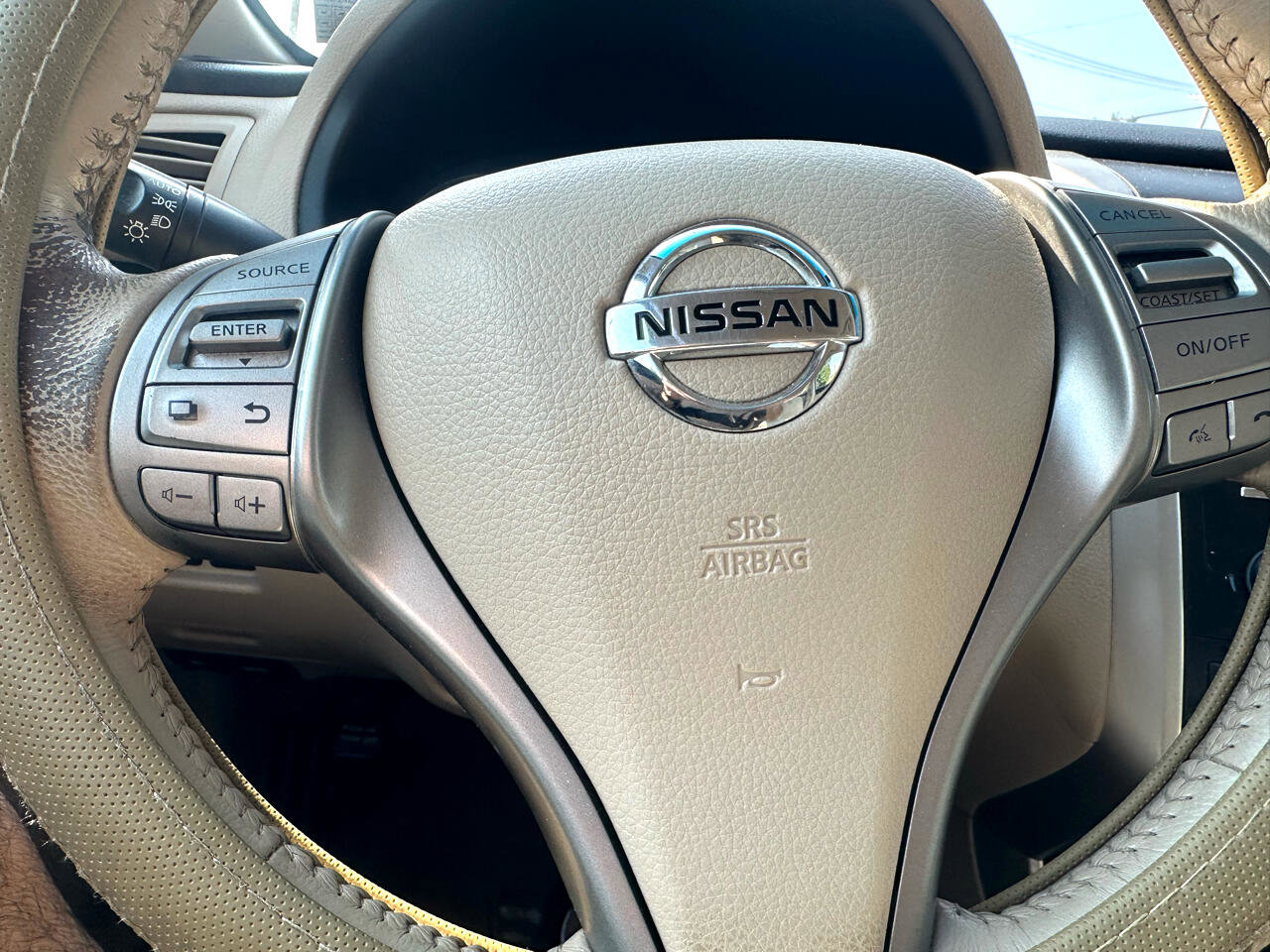 Used 2014 Nissan Altima 2.5 SV image 16