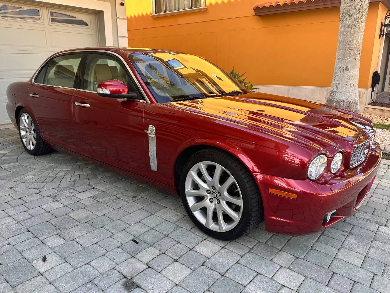 Used 2008 Jaguar XJ8 RWD image 33