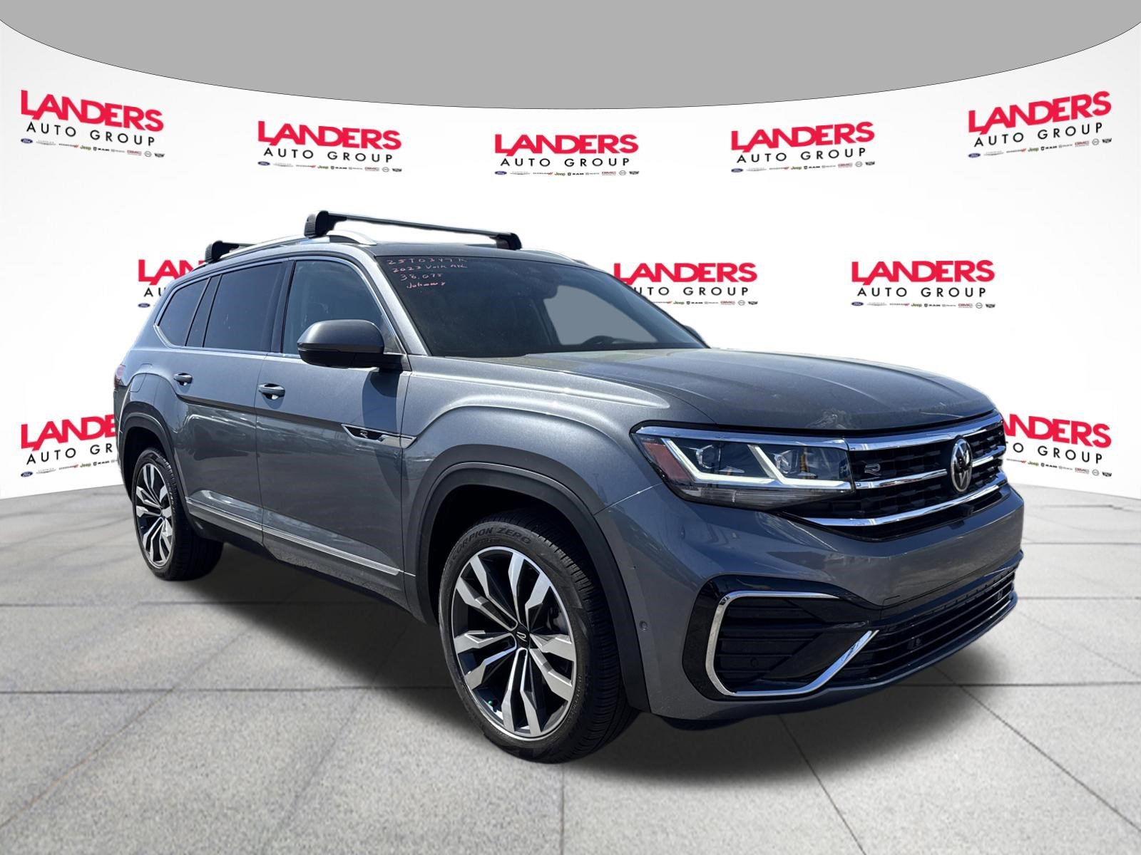 Used 2023 Volkswagen Atlas SEL Premium image 1