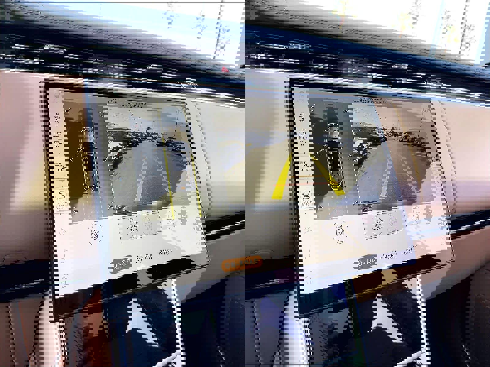 New 2025 Land Rover Range Rover Long Wheelbase SE image 20