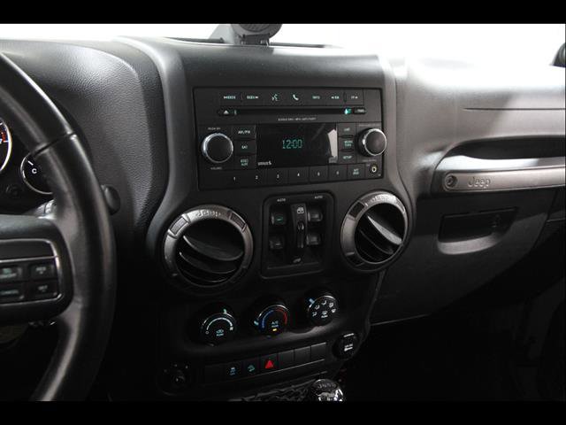 Used 2014 Jeep Wrangler Unlimited Sport w/ Quick Order Package 24S AWD/4WD image 9