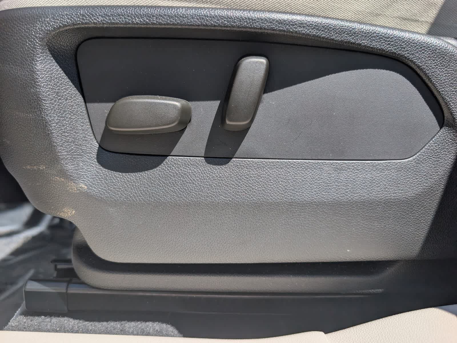Certified 2023 Buick Envision Avenir AWD/4WD image 19