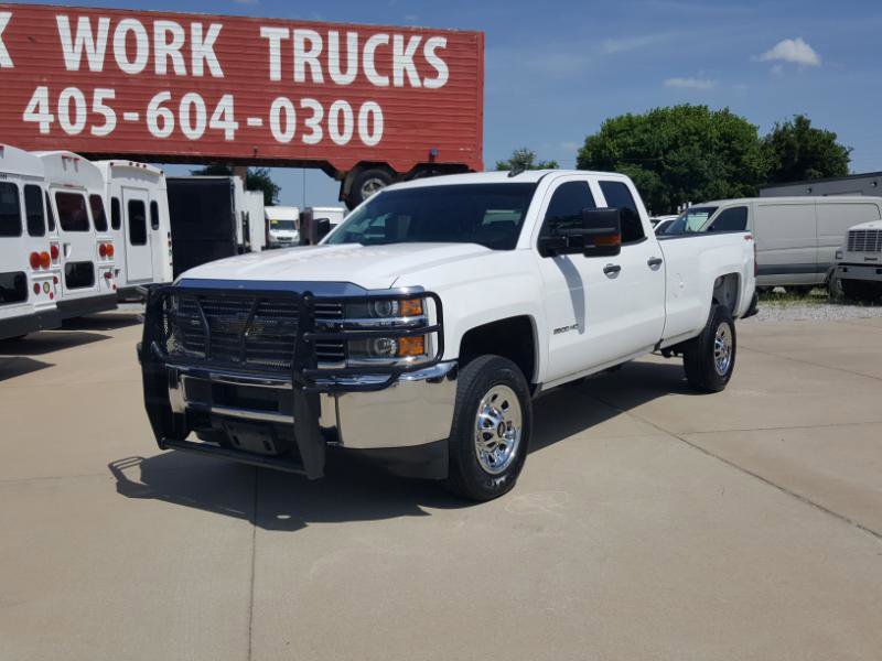 Used 2018 Chevrolet Silverado 2500 W/T w/ WT Convenience Package image 3
