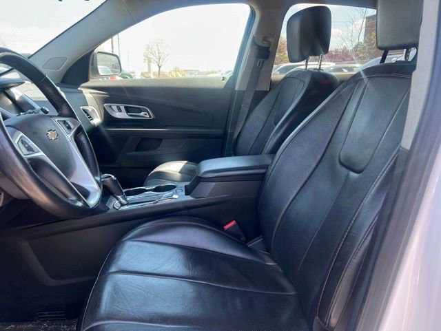 Used 2017 Chevrolet Equinox LT w/ Sport Edition FWD image 18