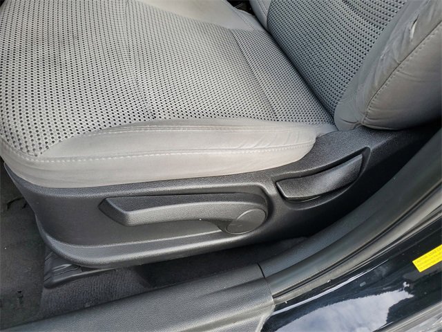 Used 2011 Hyundai Sonata GLS image 25