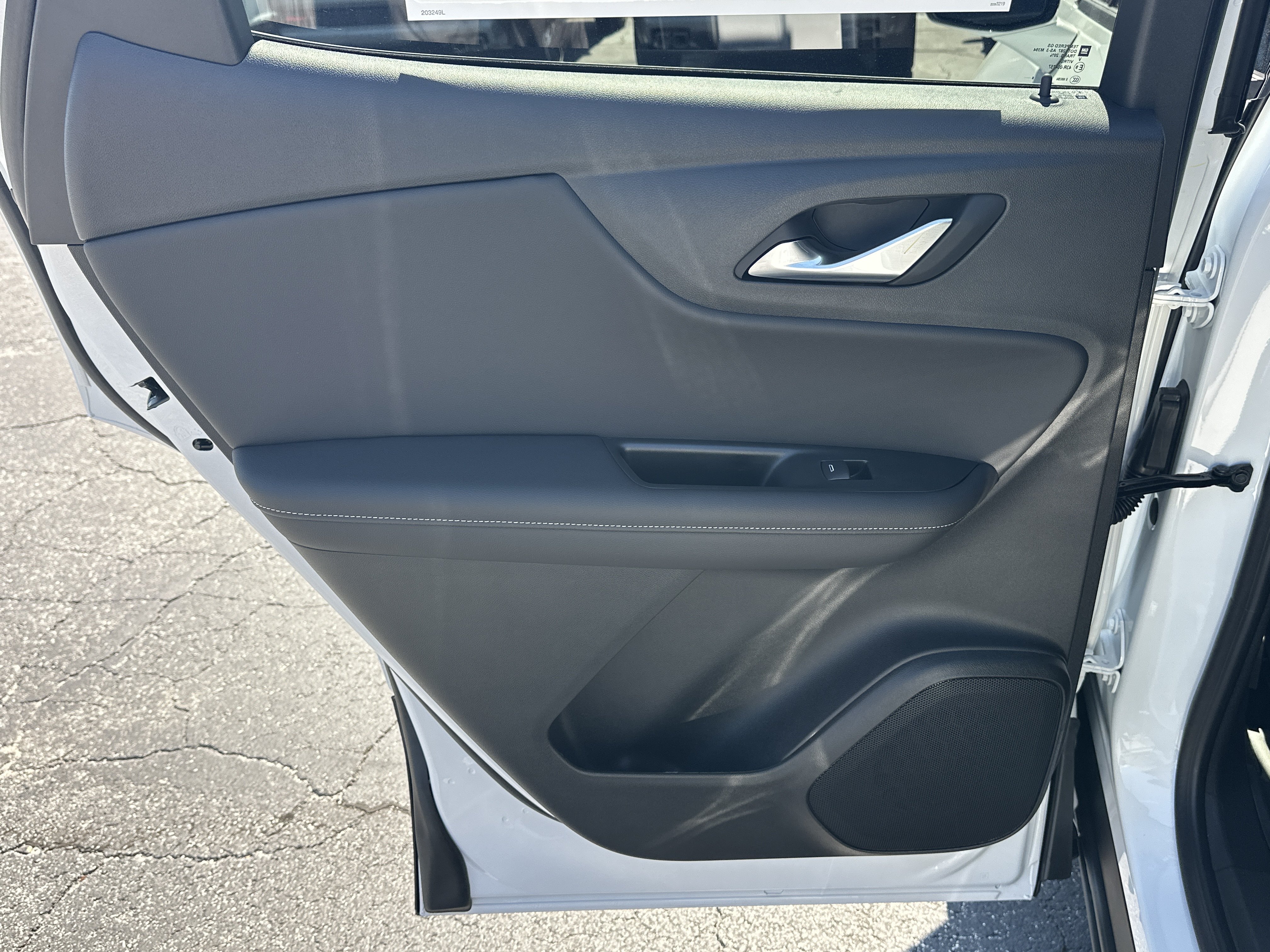 New 2026 Chevrolet Blazer LT w/ Convenience Package FWD image 22