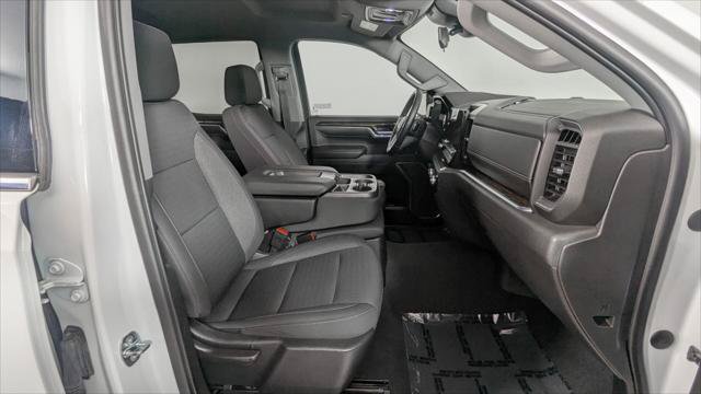 Used 2023 GMC Sierra 1500 SLE AWD/4WD image 24
