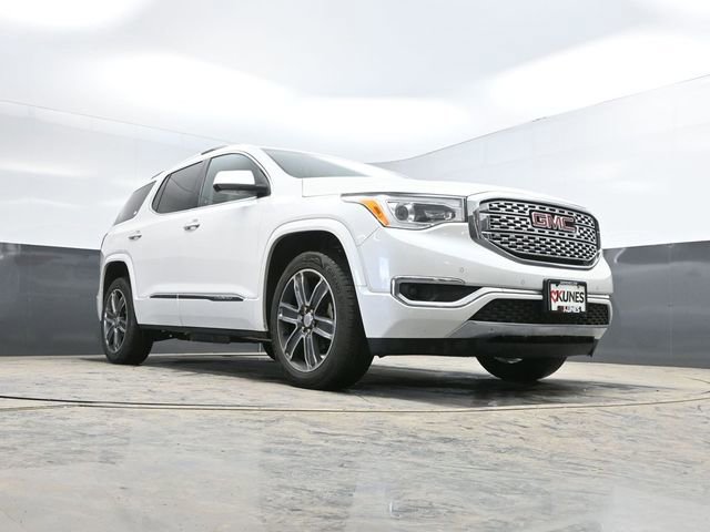 Used 2017 GMC Acadia Denali image 38