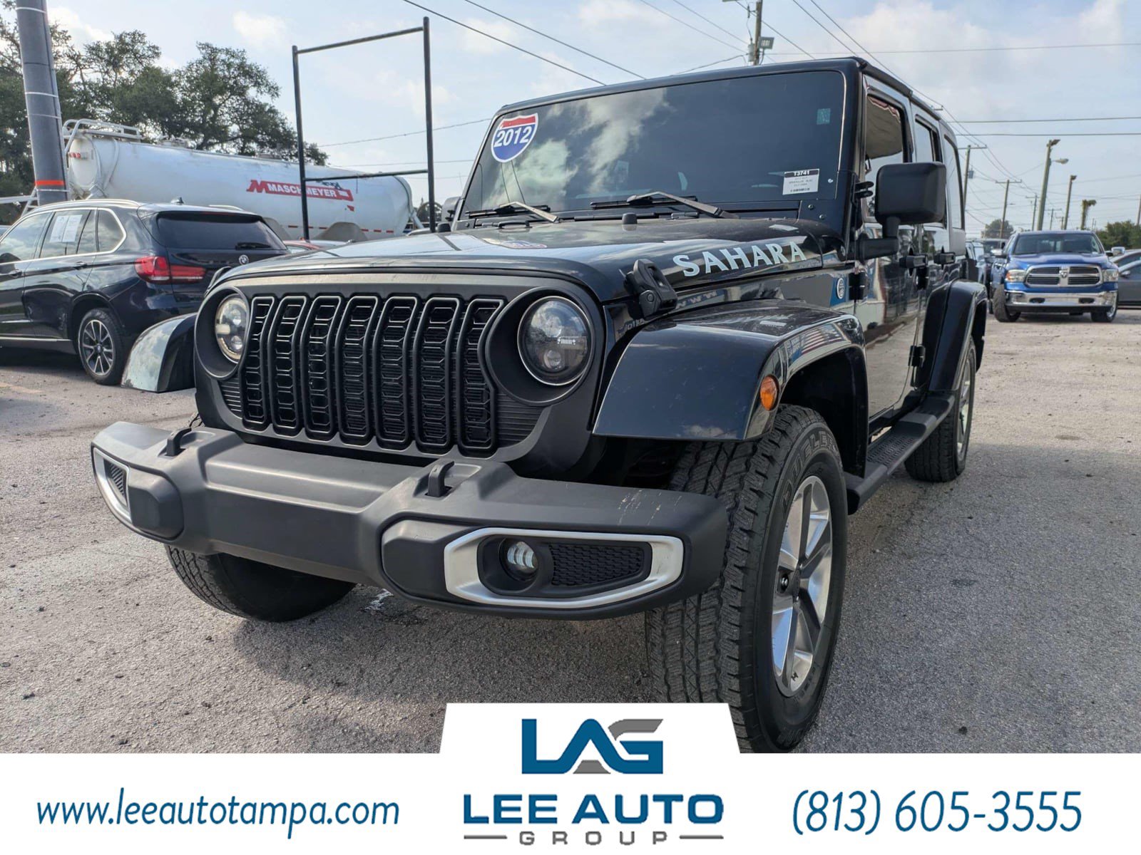 Used 2012 Jeep Wrangler Unlimited Sahara AWD/4WD image 7