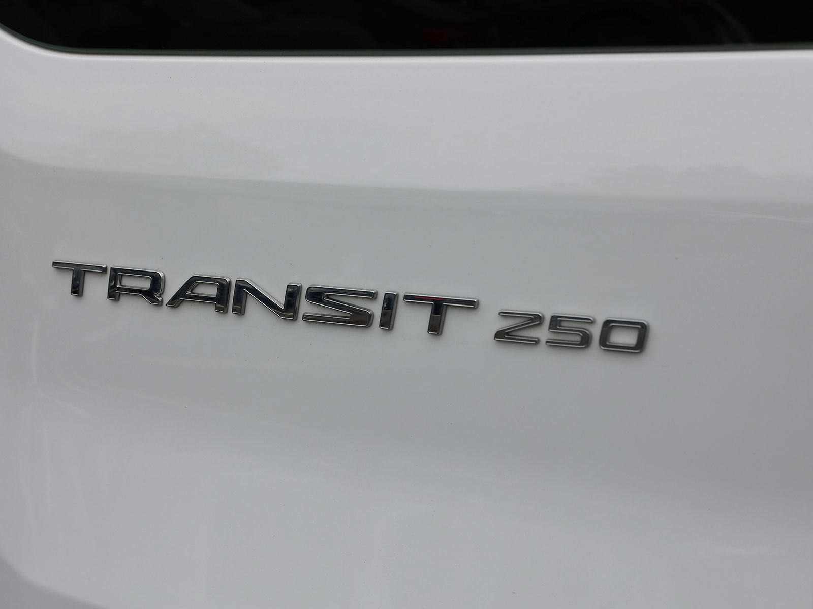 Used 2024 Ford Transit 250 Low Roof w/ Exterior Upgrade Package RWD image 10