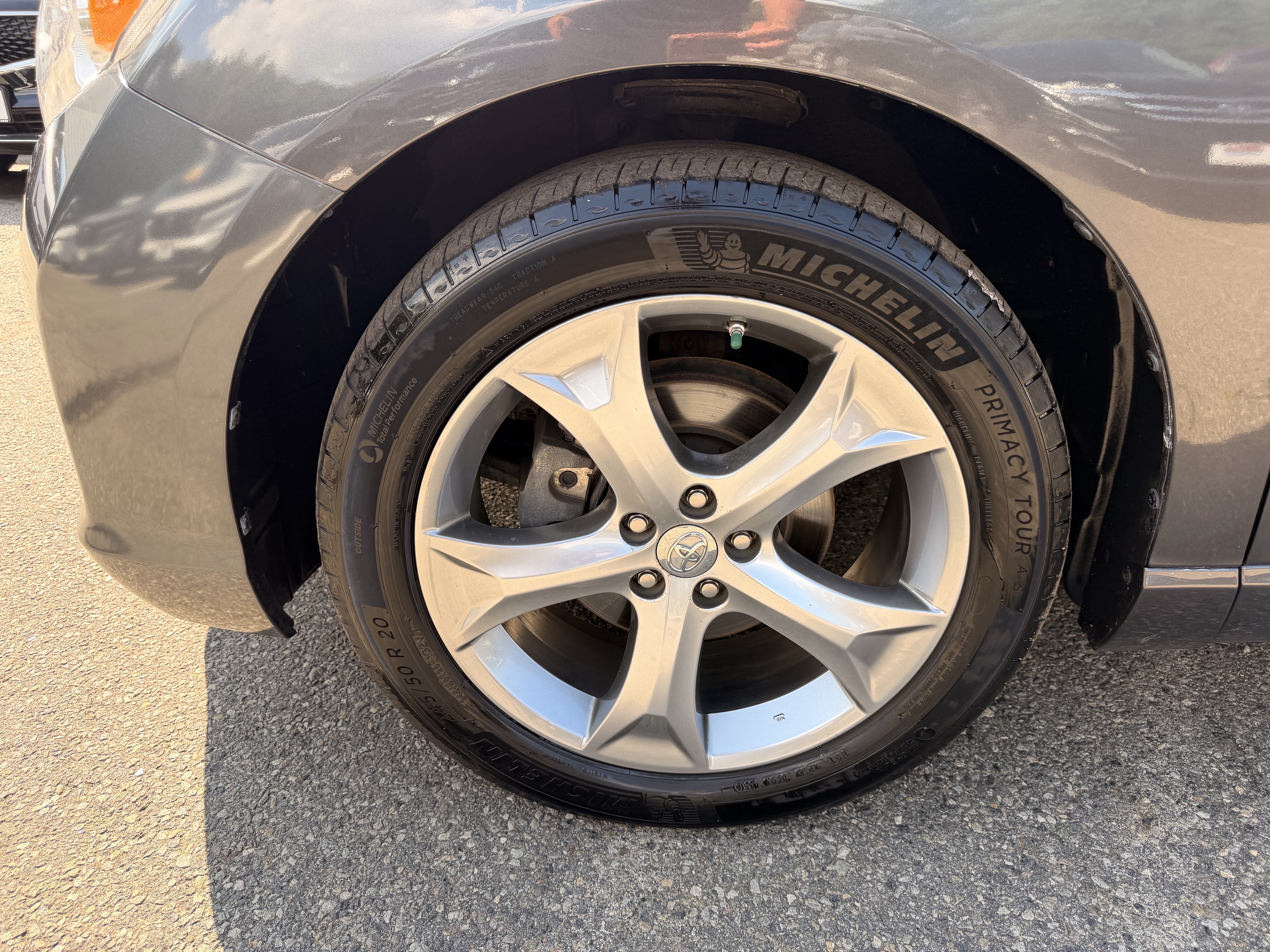 Used 2013 Toyota Venza XLE FWD image 8