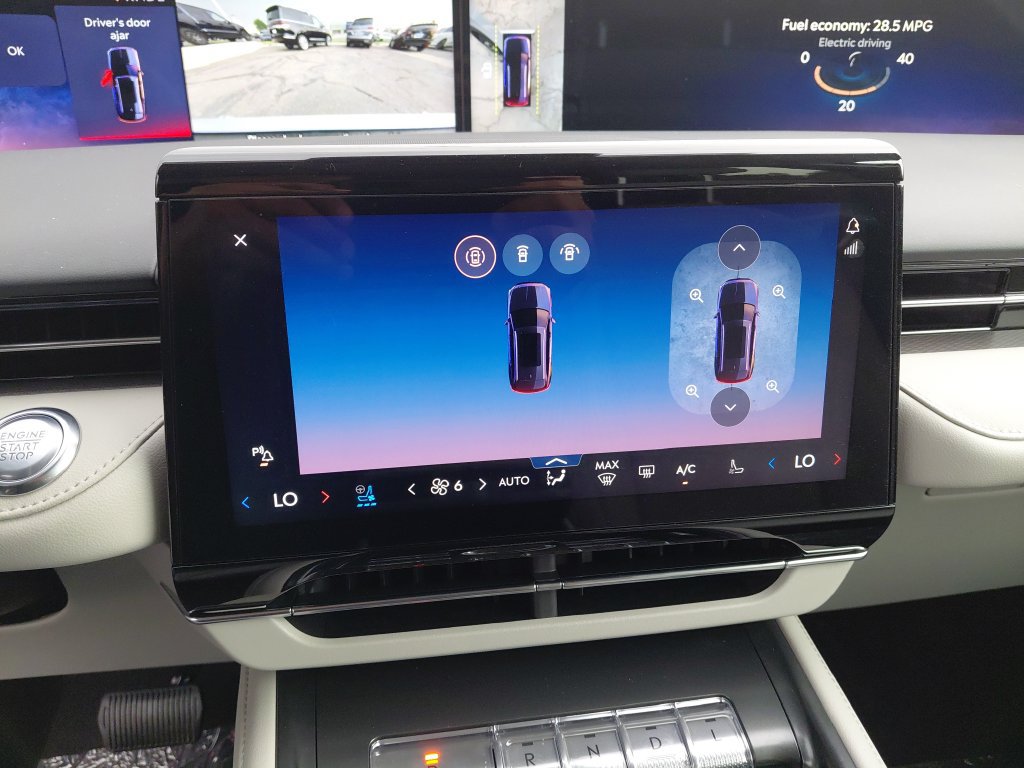 New 2026 Lincoln Nautilus Premier w/ Equipment Group 102A AWD/4WD image 23