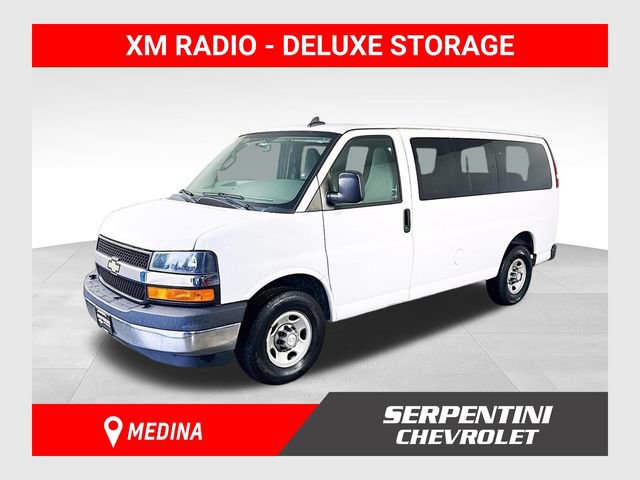 Used 2017 Chevrolet Express 2500 LT w/ LT Preferred Equipment Group RWD image 1